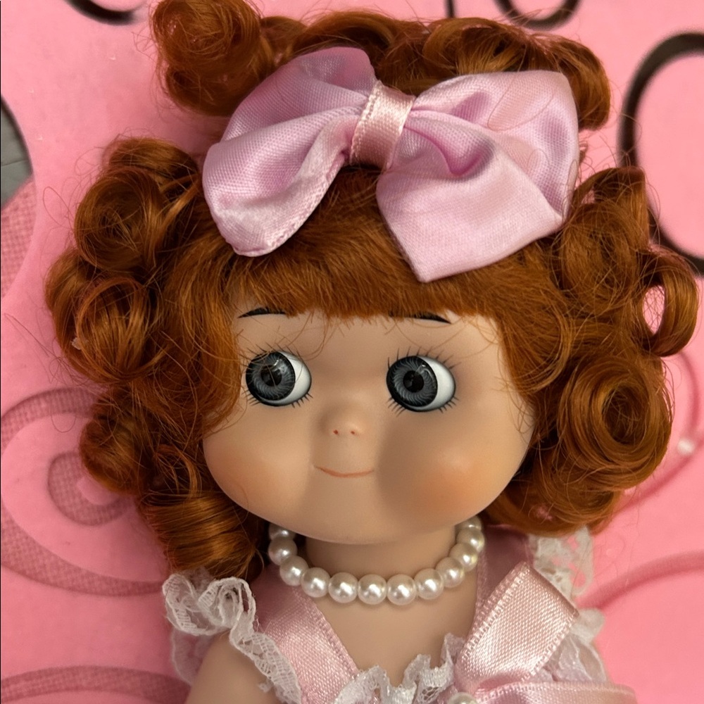Dolly Dingle “Light Amethyst Blossom “